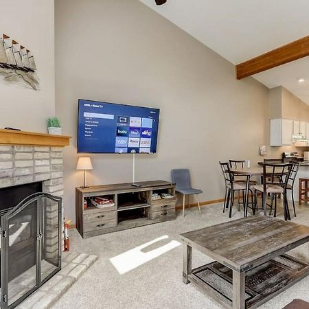 Grace Jo Vacation Home At Tamarack Highland 5 Wisconsin Dells Exteriör bild